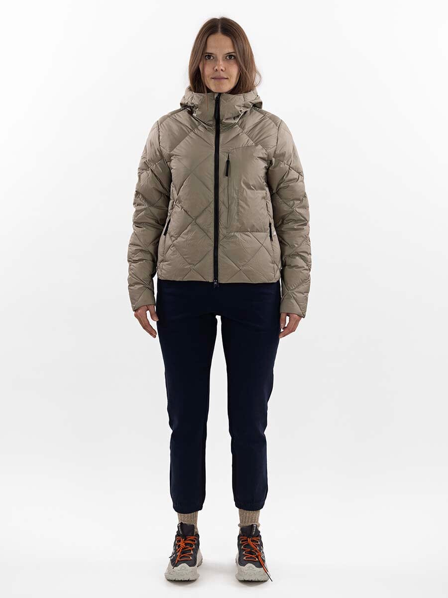 26 Mountain Studio - Women's D-9 Ultralight Down Hood Jacket Unclassified The Mountain Studio