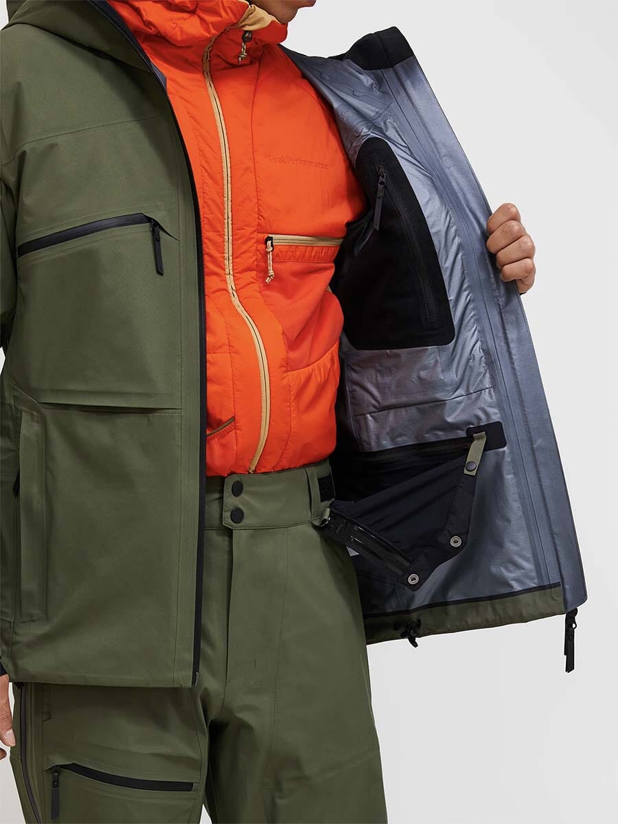 26 Peak Performance - Men's Alpine Gore-Tex 3L Ski Jacket Unclassified Peak Performance