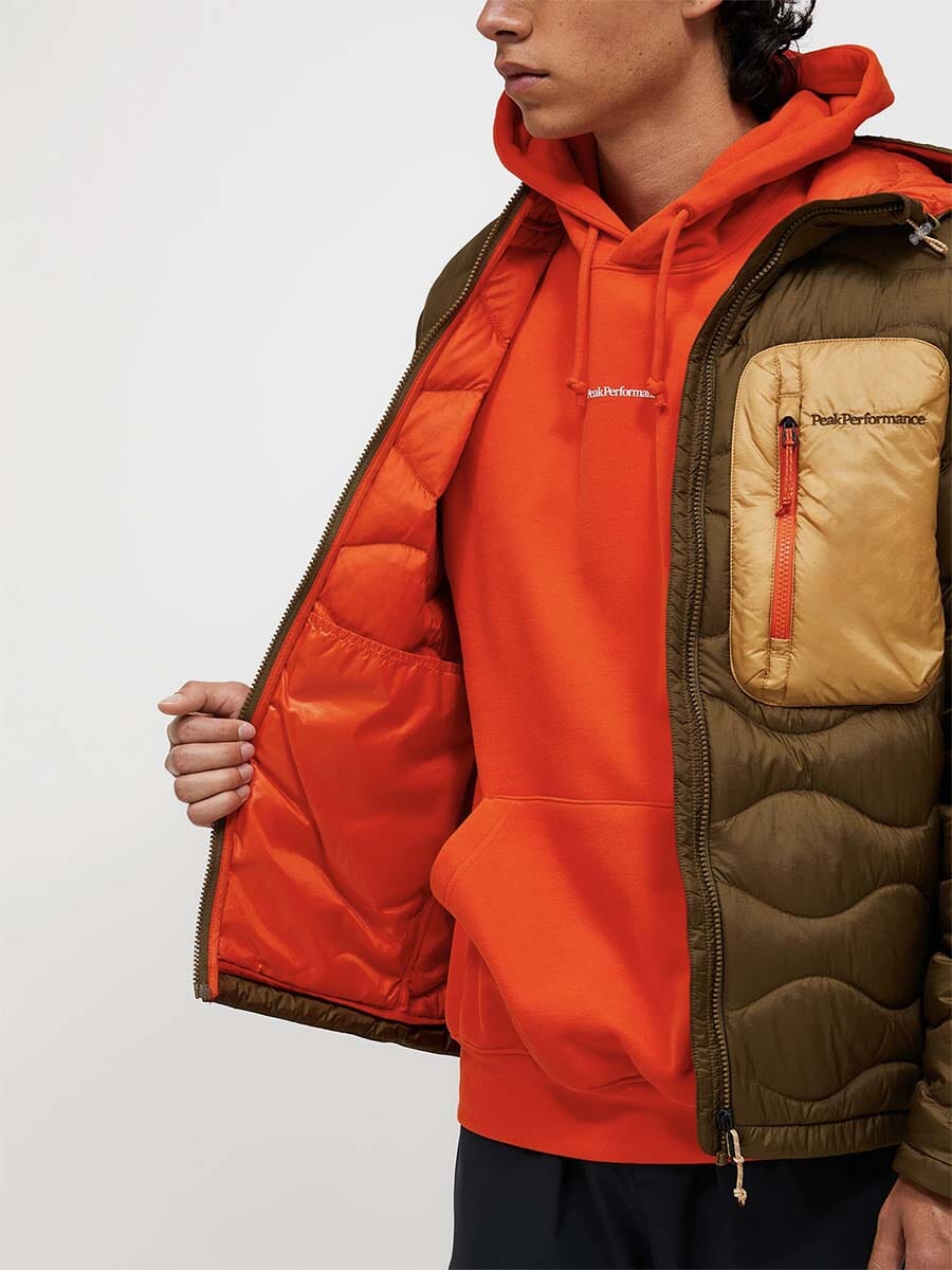 26 Peak Performance - Men's Helium Utility Down Hood Jacket Unclassified Peak Performance