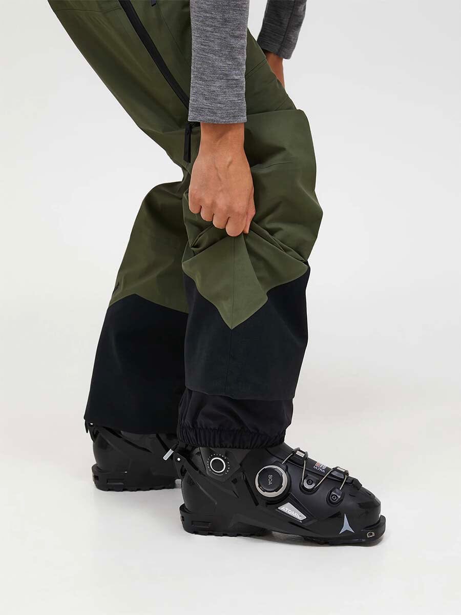26 Peak Performance - Women's Alpine Gore-Tex 3L Ski Pants Unclassified Peak Performance
