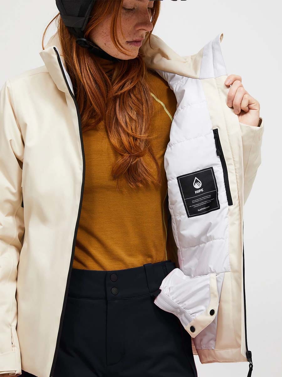 26 Peak Performance - Women's Anima HIPE® Insulated Jacket Unclassified Peak Performance