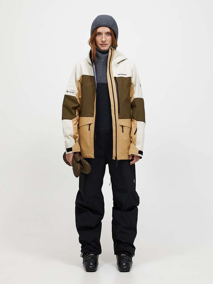 26 Peak Performance - Women's Gravity Gore-Tex 3L Jacket Unclassified Peak Performance