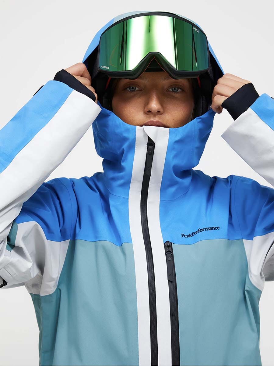 26 Peak Performance - Women's Gravity Gore-Tex 3L Jacket Unclassified Peak Performance