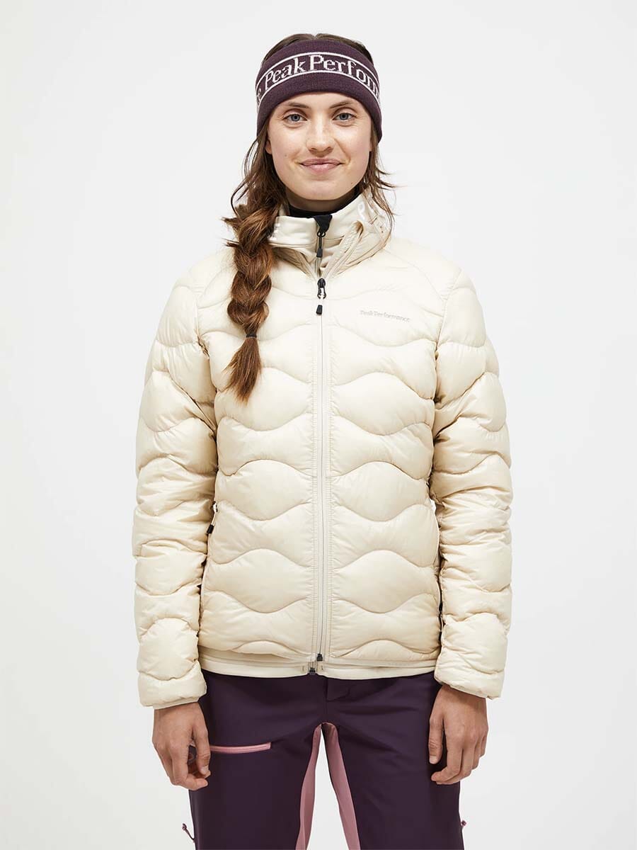 26 Peak Performance - Women's Helium Down Jacket Unclassified Peak Performance