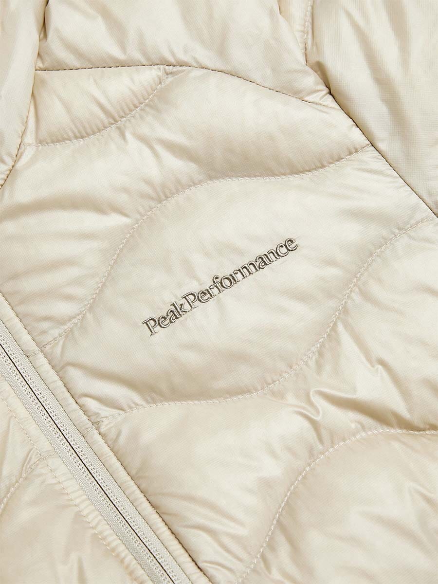 26 Peak Performance - Women's Helium Down Jacket Unclassified Peak Performance