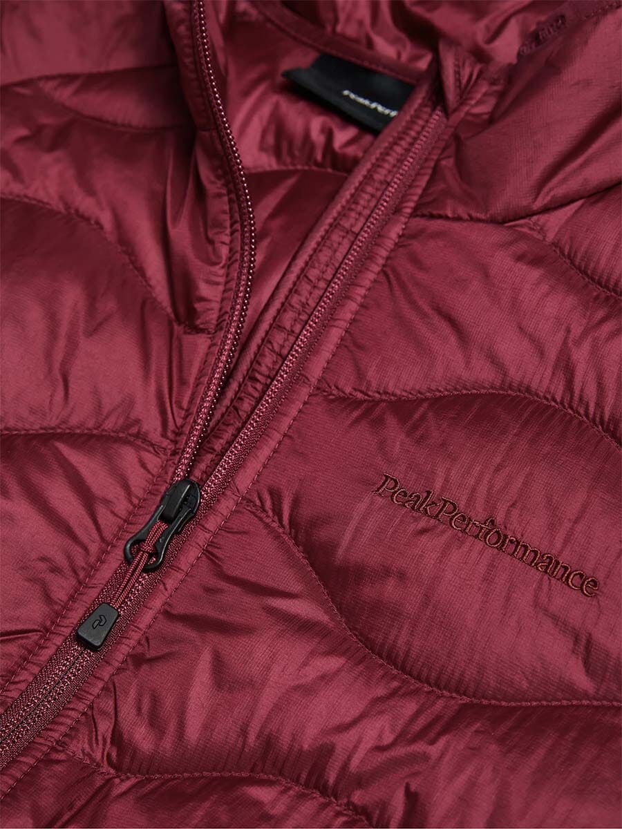 26 Peak Performance - Women's Helium Down Jacket Unclassified Peak Performance
