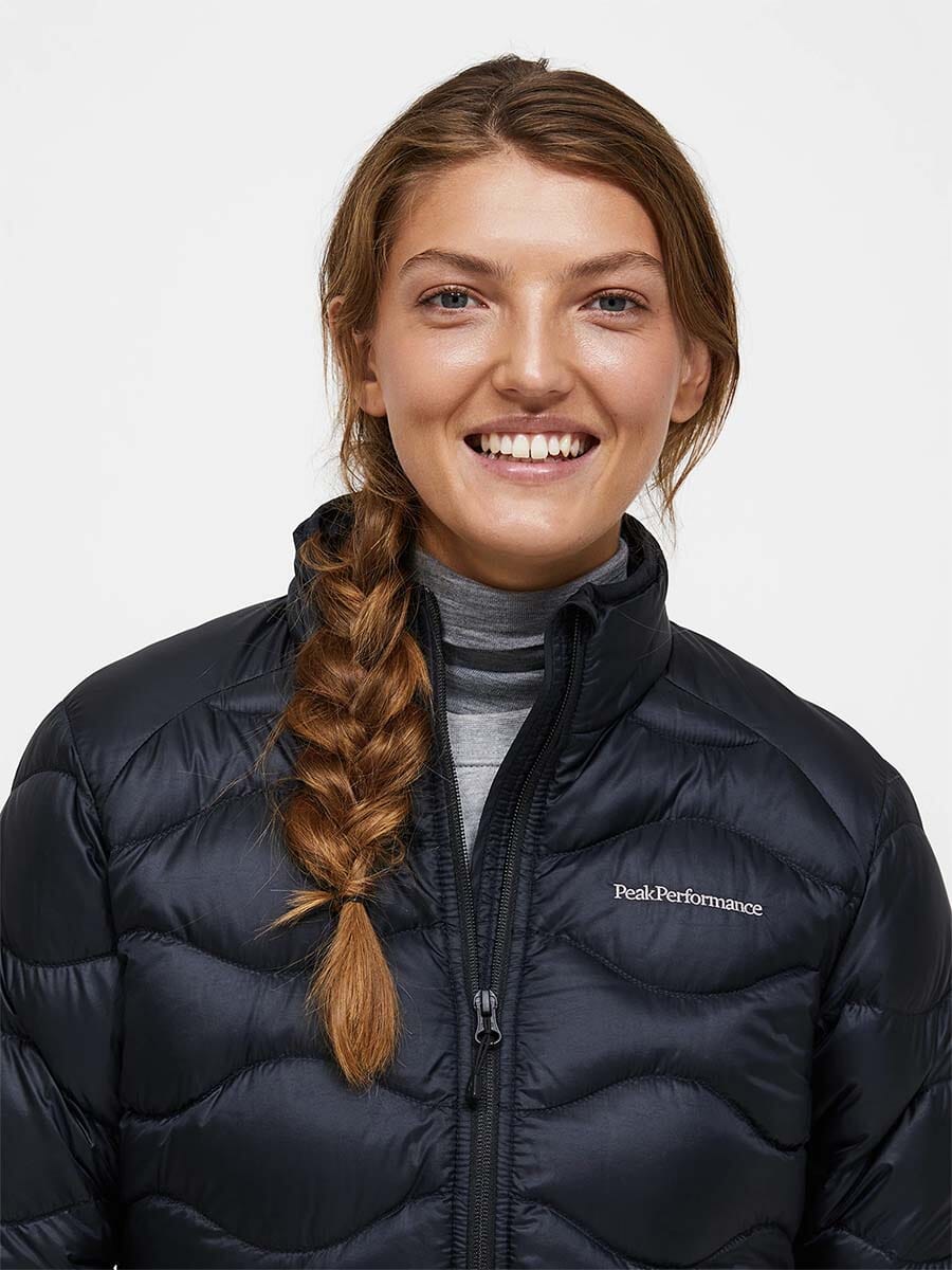 26 Peak Performance - Women's Helium Down Jacket Unclassified Peak Performance