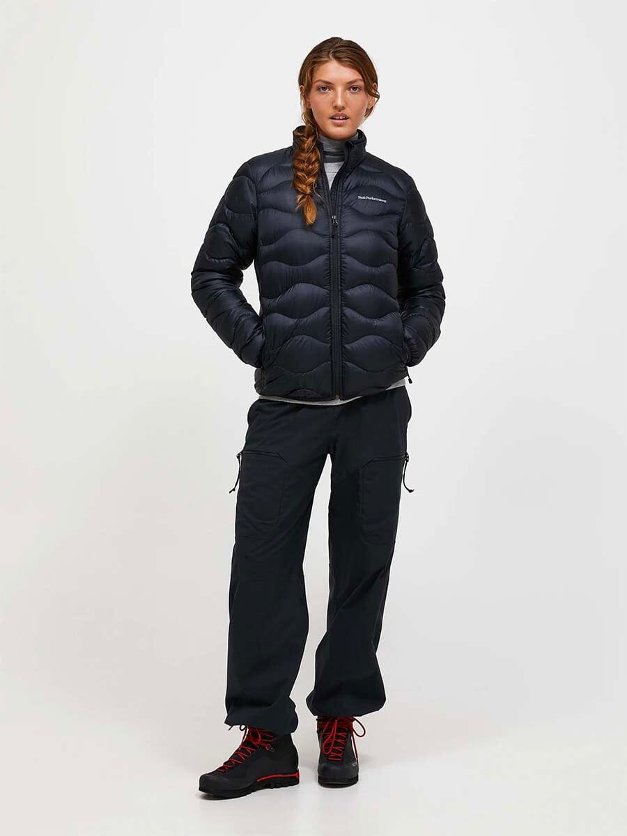 26 Peak Performance - Women's Helium Down Jacket Unclassified Peak Performance
