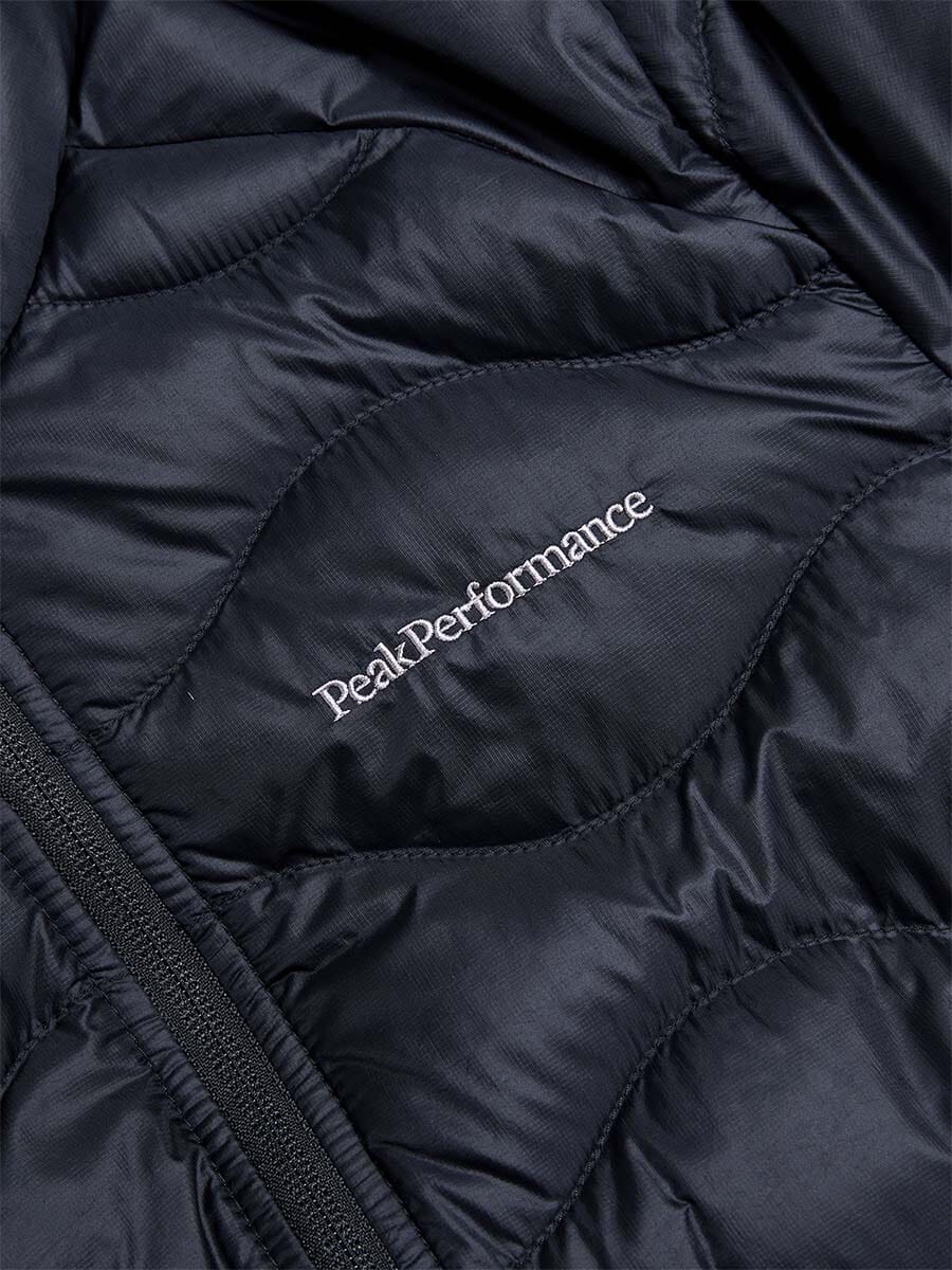 26 Peak Performance - Women's Helium Down Jacket Unclassified Peak Performance