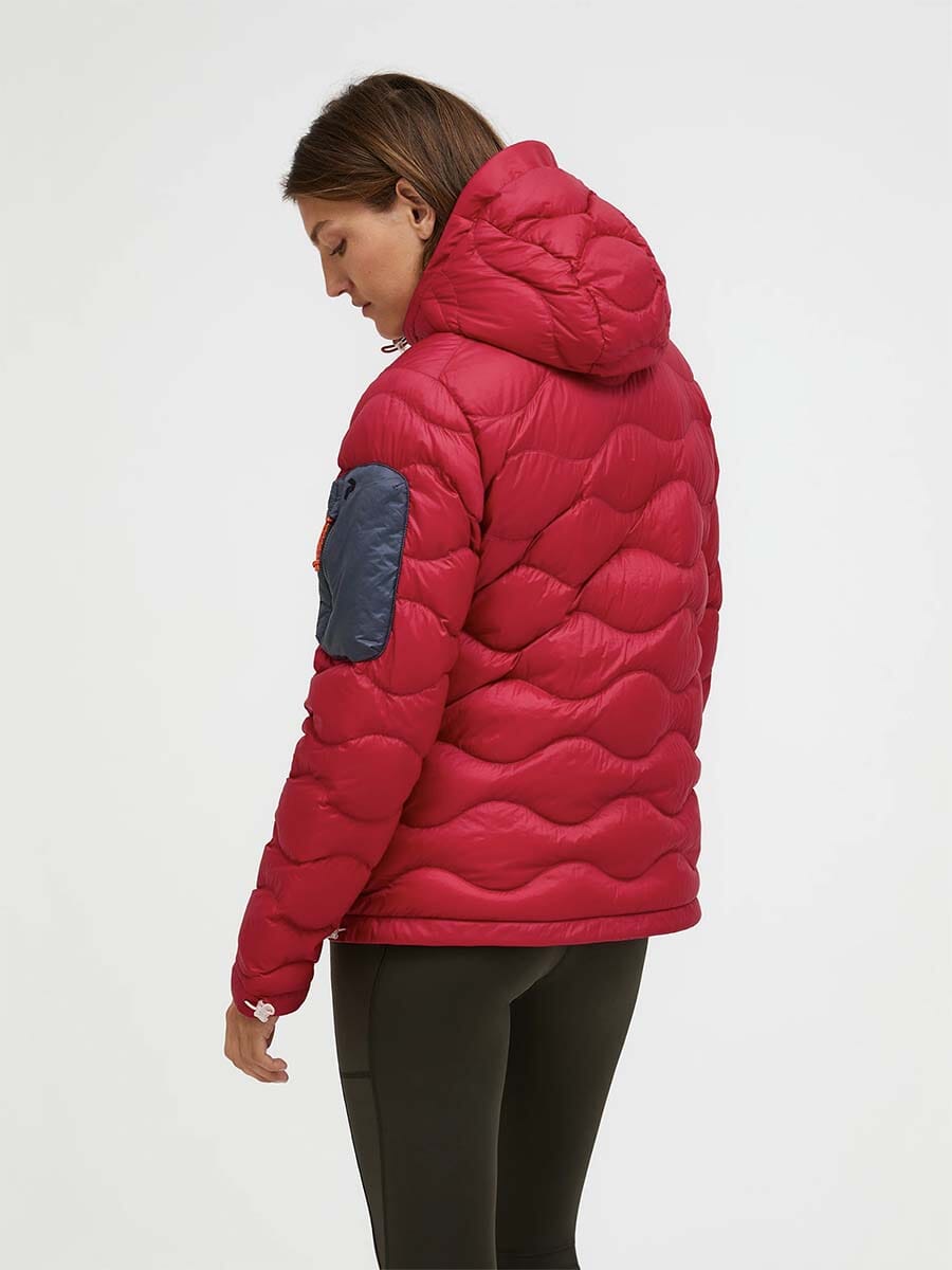 26 Peak Performance - Women's Helium Utility Down Hood Jacket Unclassified Peak Performance