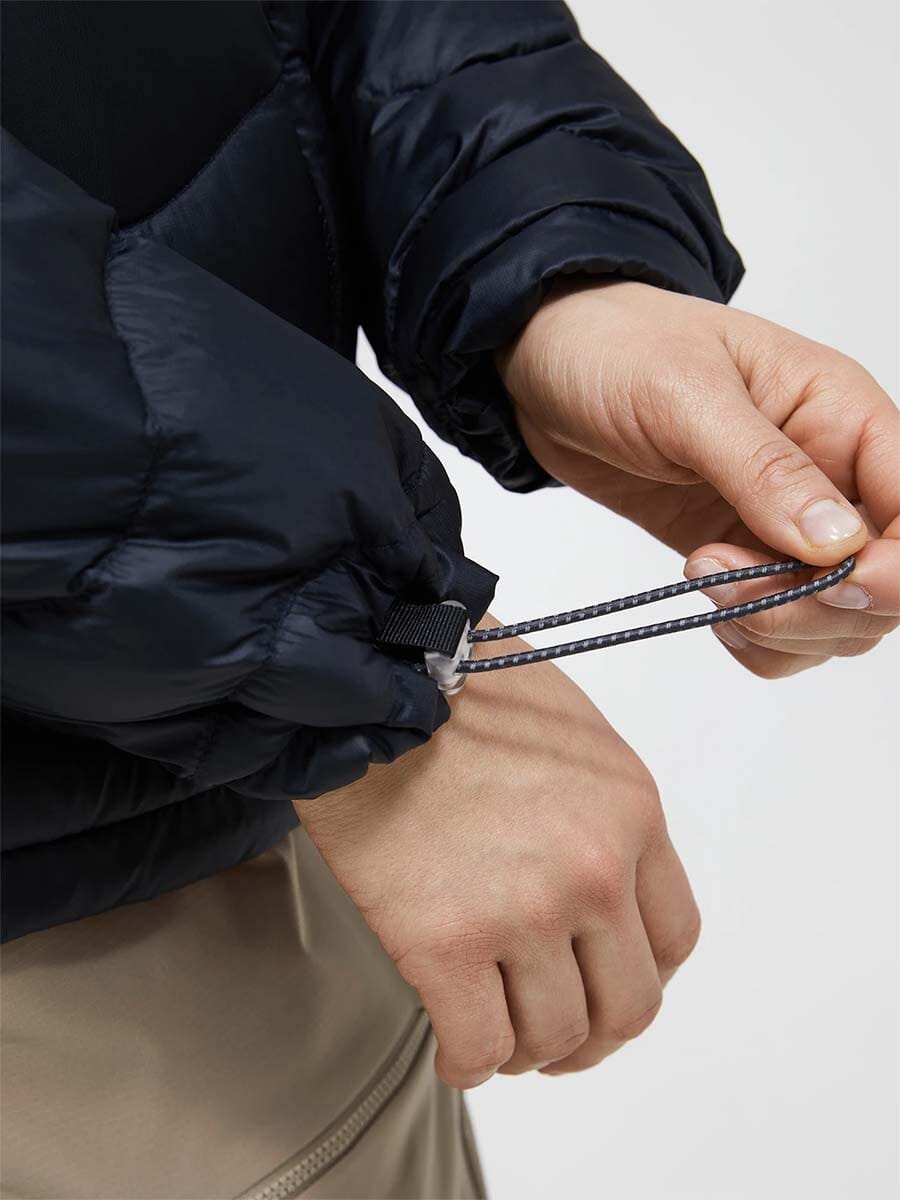 26 Peak Performance - Women's Helium Utility Down Hood Jacket Unclassified Peak Performance