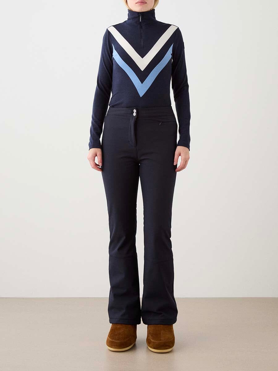 26 We Norwegians - Womens Voss Chevron ZipUp Unclassified We Norwegians