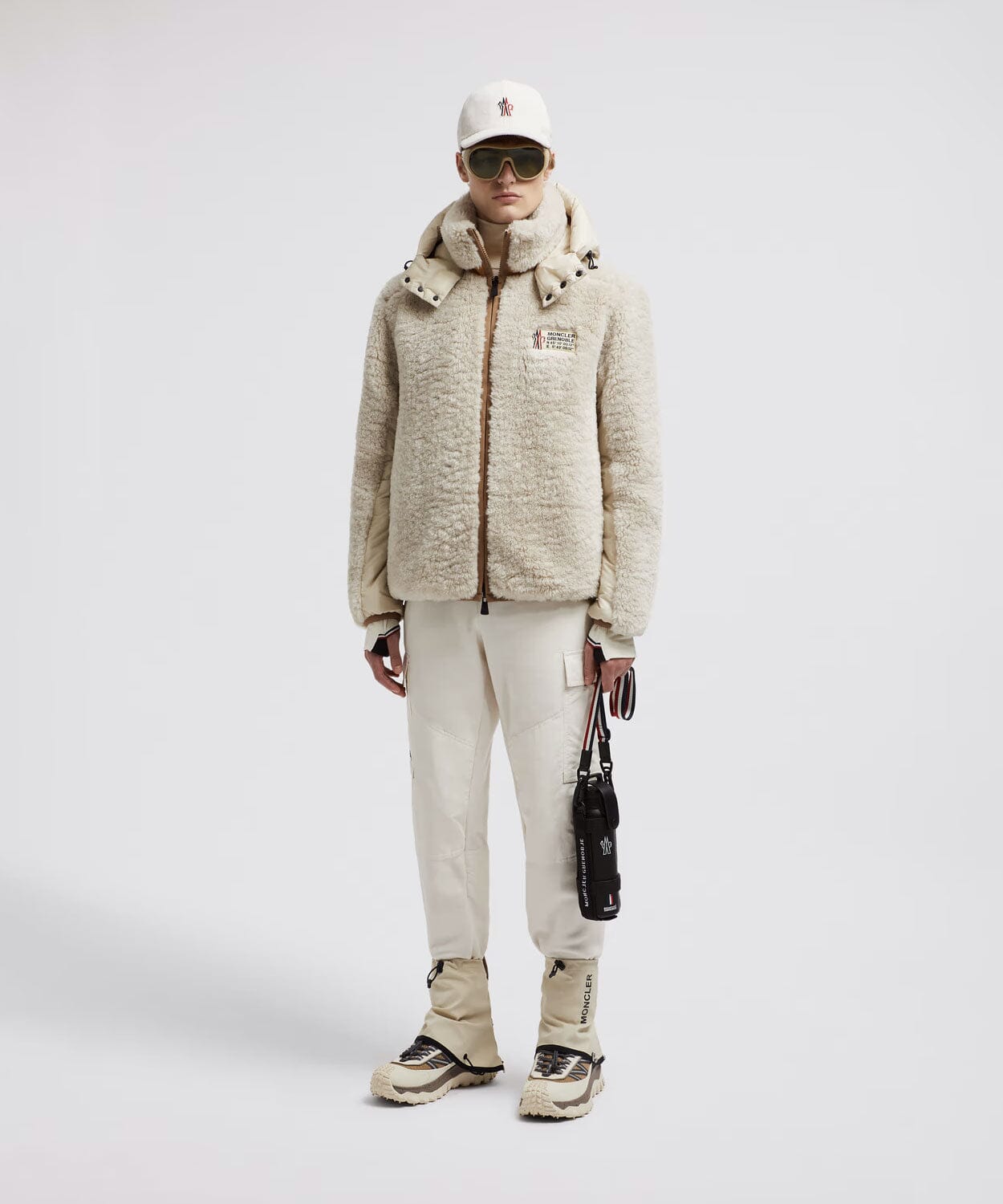 Men's Wengi Reversible Short Down Jacket Jackets Moncler Light Beige 2/M