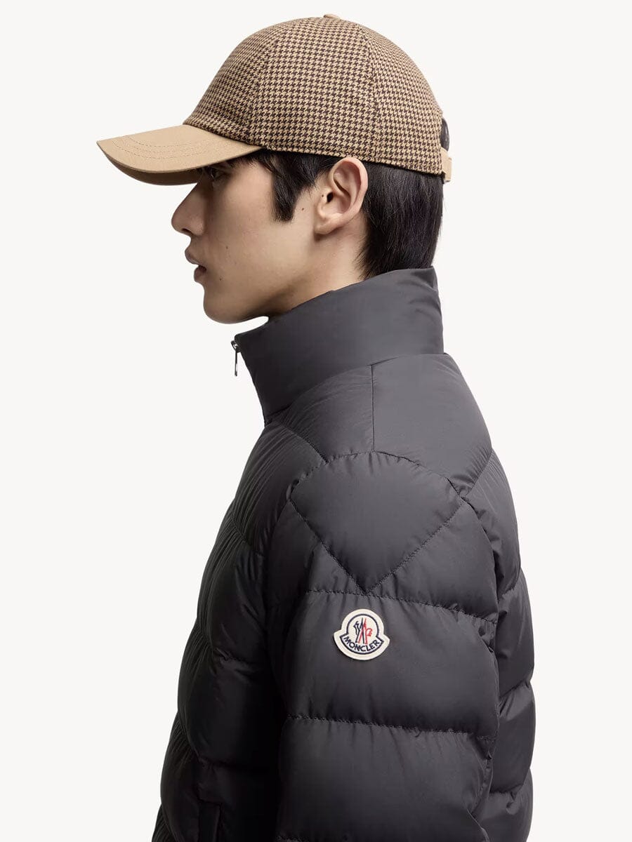 Moncler - Men's Baudinet Short Down Jacket Unclassified Moncler