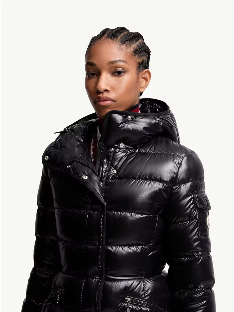 Moncler - Women's Barante Hooded Short Down Jacket Unclassified Moncler