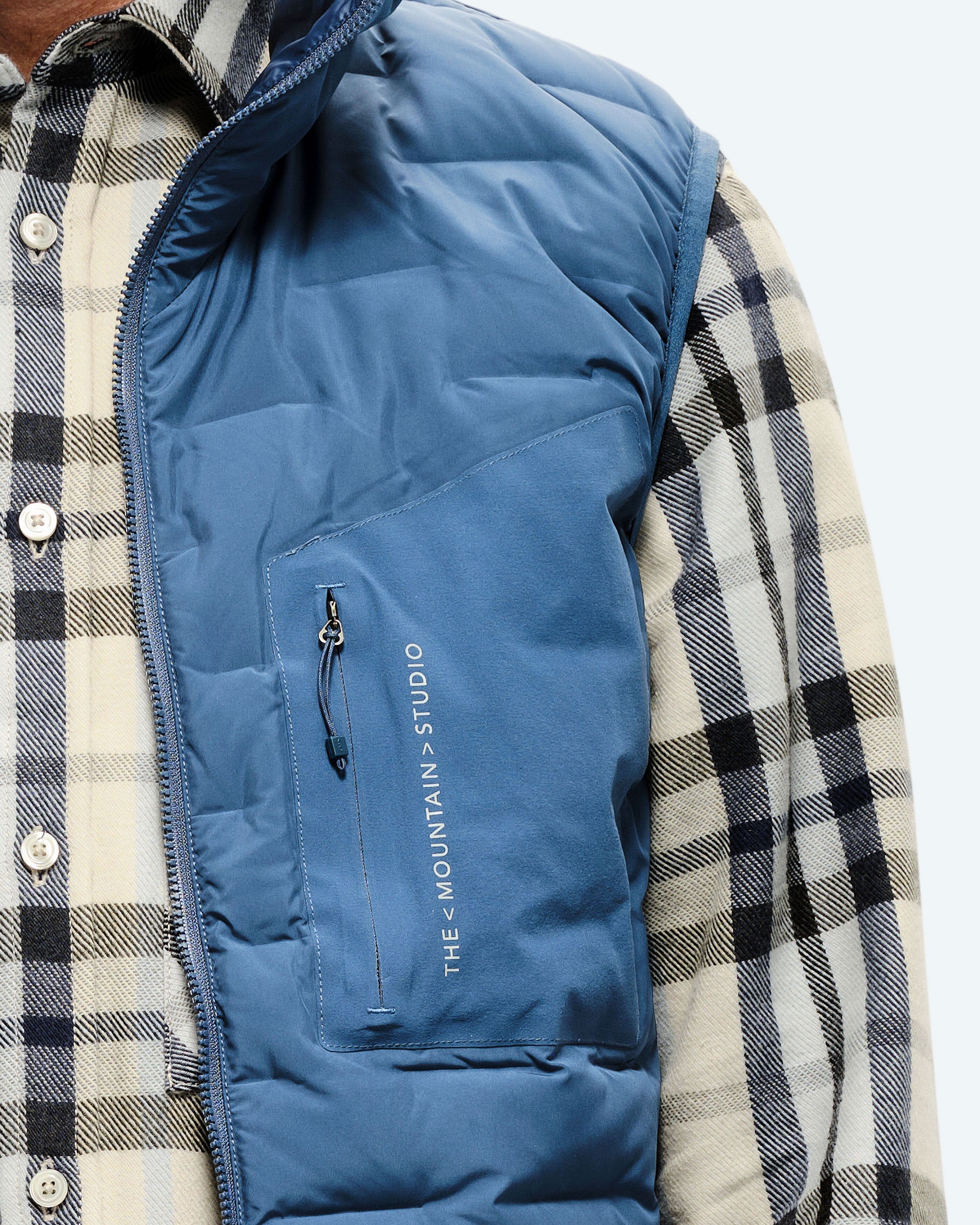 V-1 RL Reversible Light Vest Vests The Mountain Studio