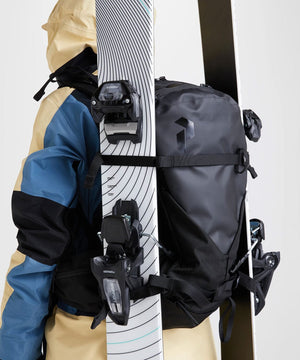 Vertical Ski Backpack S/M Bags Peak Performance Black
