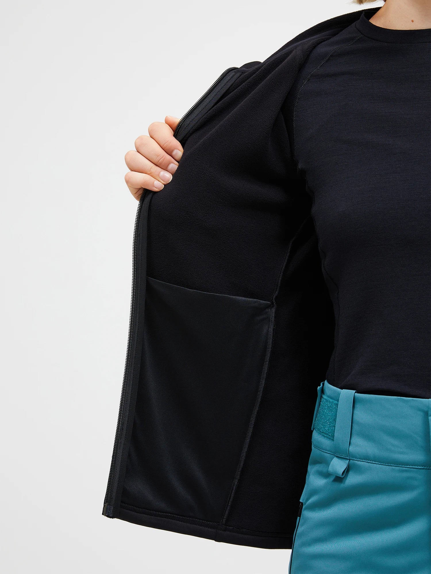 Women's Chill Light Zip Jacket Sweaters | Knitwear Peak Performance