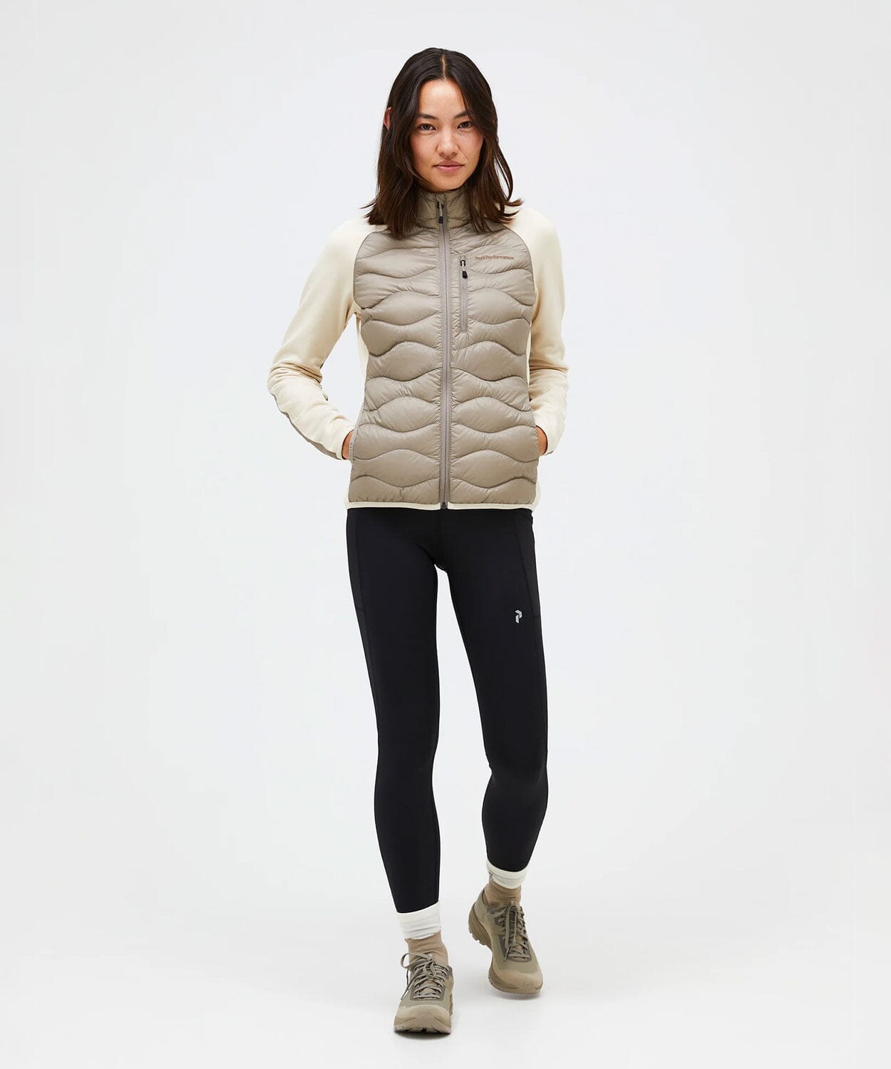 Women's Helium Down Hybrid Jacket Lightweight Jackets Peak Performance Avid Beige / Sand Fog XS