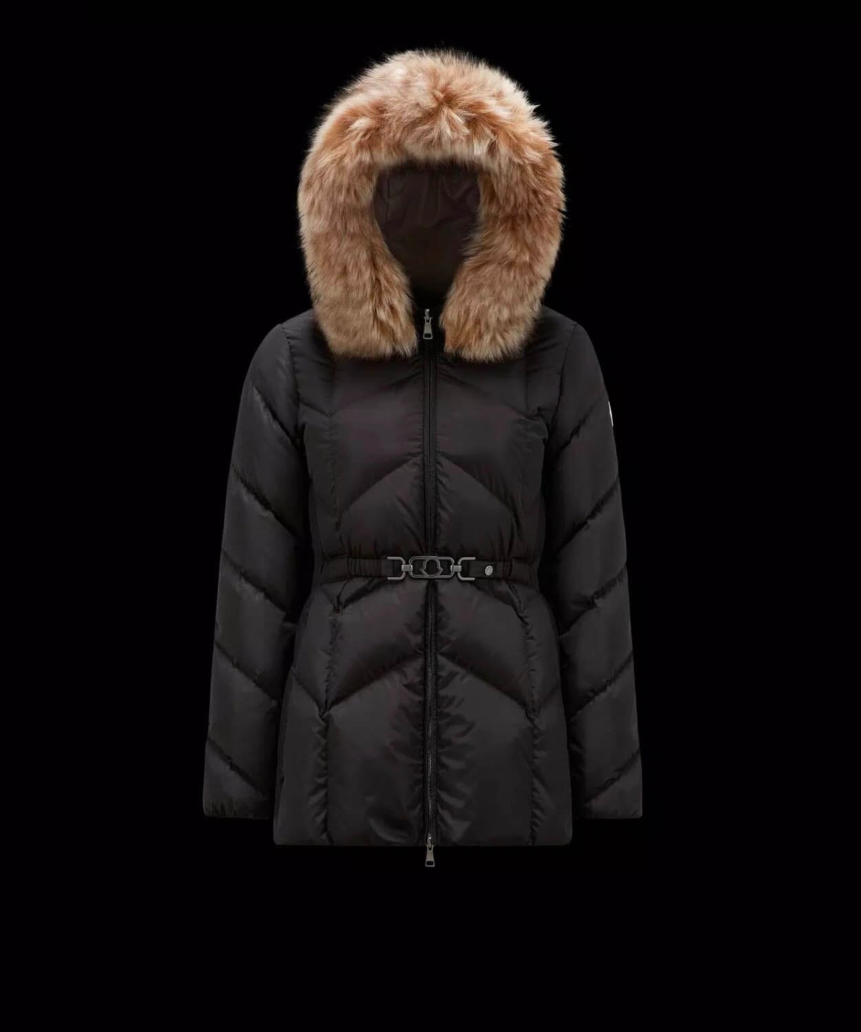 Women's Loriot Short Down Jacket Jackets Moncler