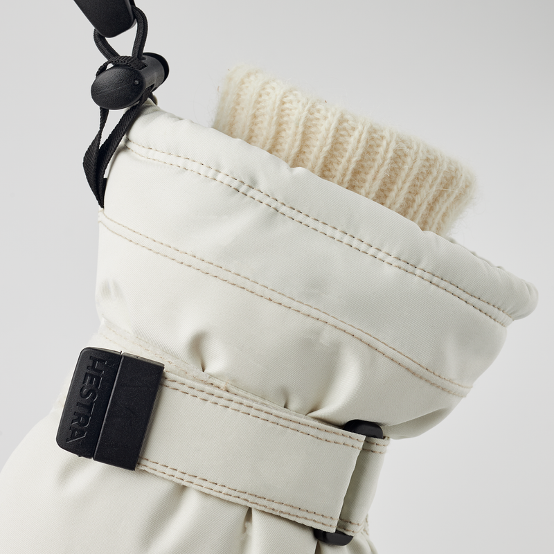 Hestra Cosy Mitt - cuff and wrist