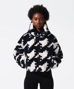 25 Perfect Moment - Women's Noelle Faux-Fur Ski Jacket II Jackets Perfect Moment Houndstooth - Black/Snow White XS 