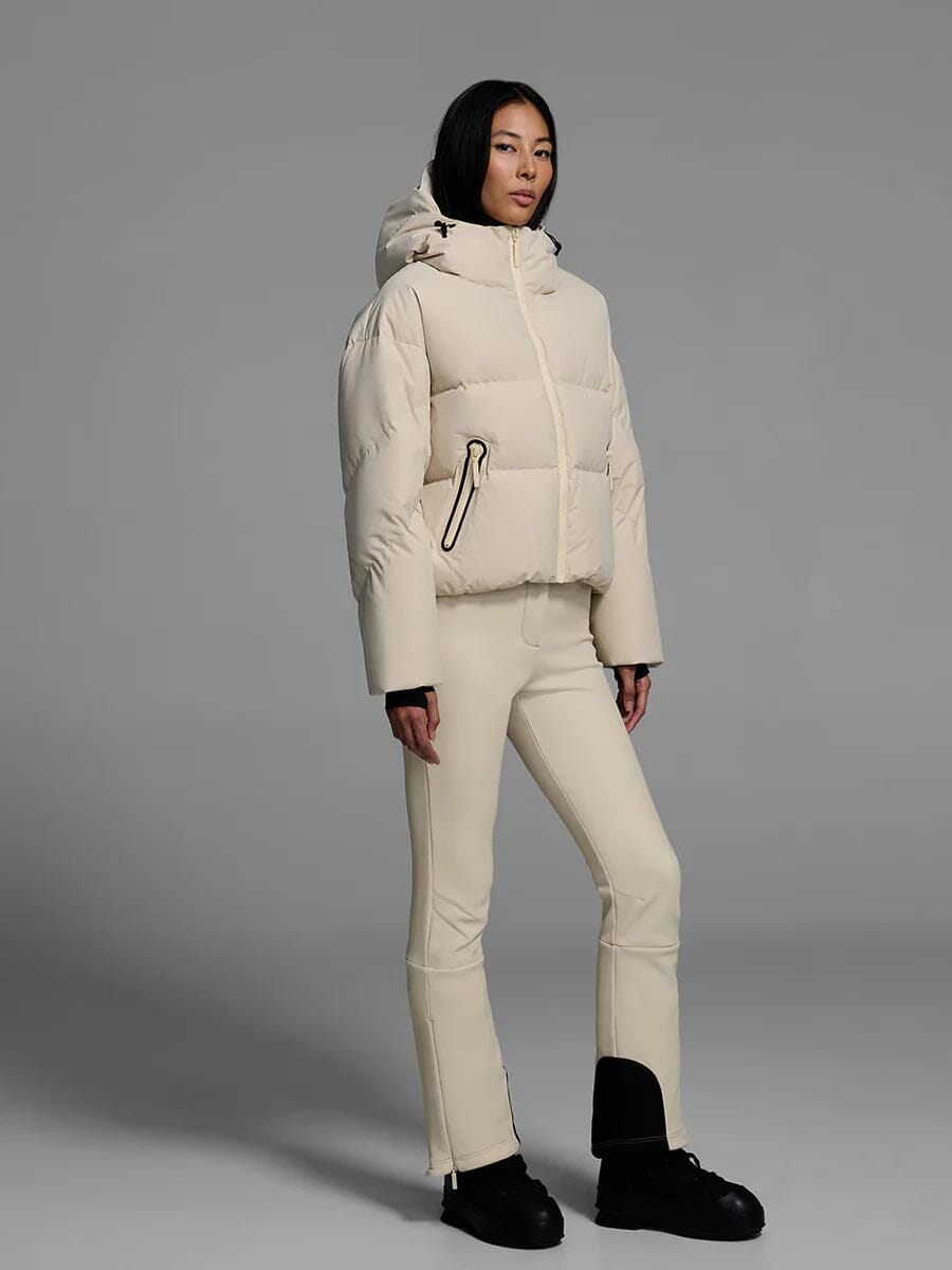 26 Cordova - Women's Meribel Ski Jacket Unclassified Cordova 