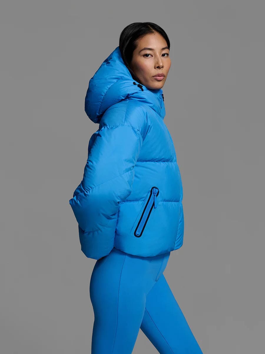 26 Cordova - Women's Meribel Ski Jacket Unclassified Cordova 