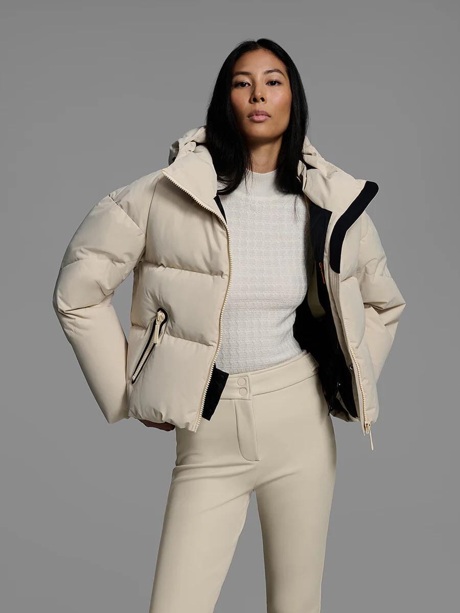 26 Cordova - Women's Meribel Ski Jacket Unclassified Cordova 