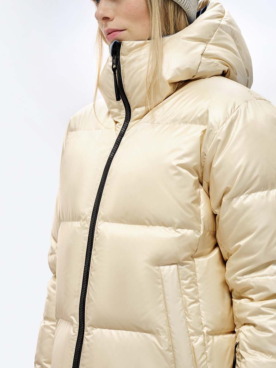 26 Mountain Studio - Women's D-5 Pertex Reversible Tecno Down Jacket Unclassified The Mountain Studio 