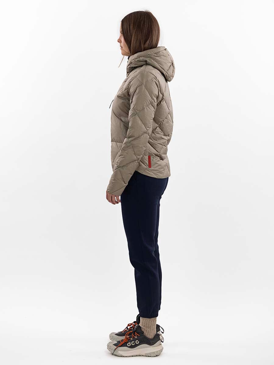 26 Mountain Studio - Women's D-9 Ultralight Down Hood Jacket Unclassified The Mountain Studio 