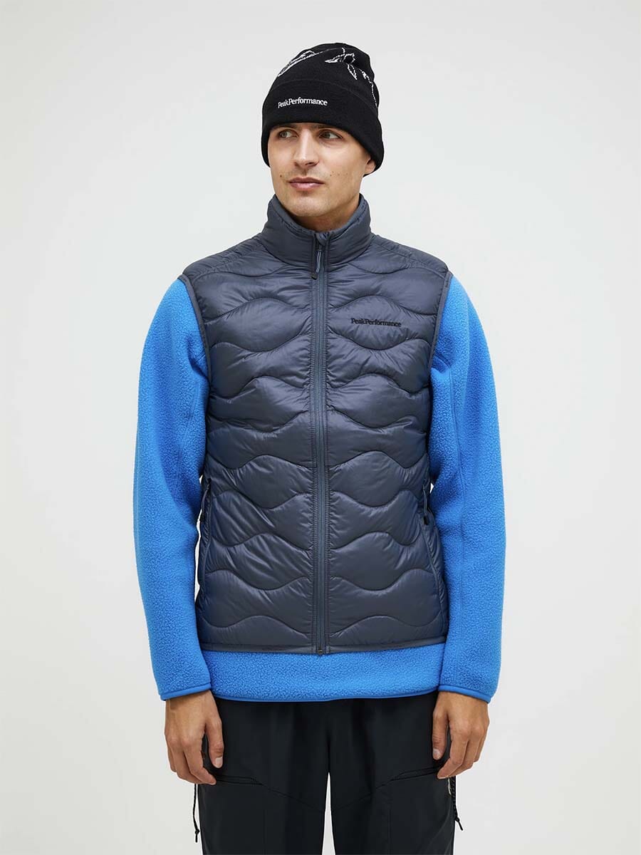 26 Peak Performance - Men's Helium Down Vest Unclassified Peak Performance 