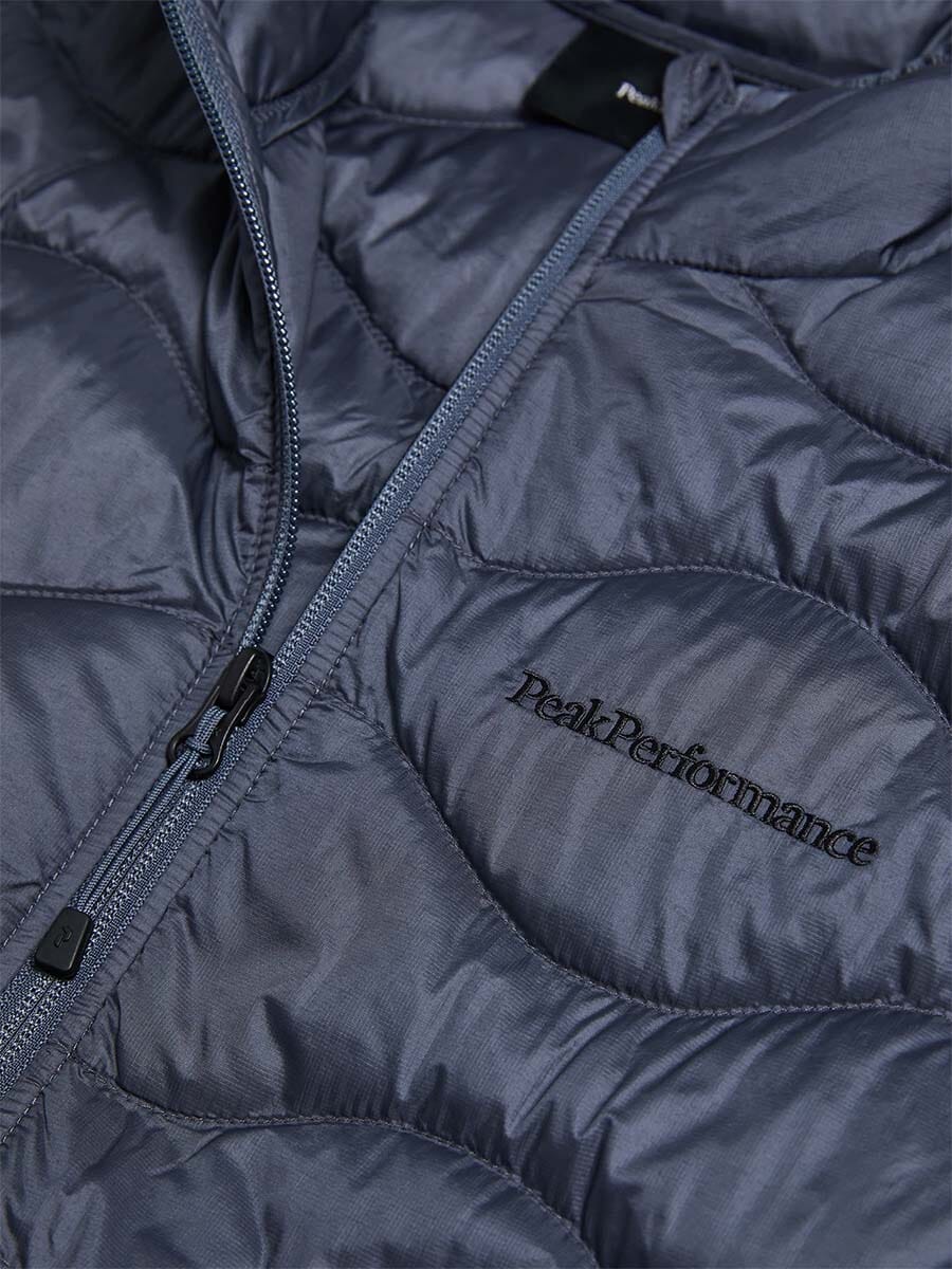 26 Peak Performance - Men's Helium Down Vest Unclassified Peak Performance 