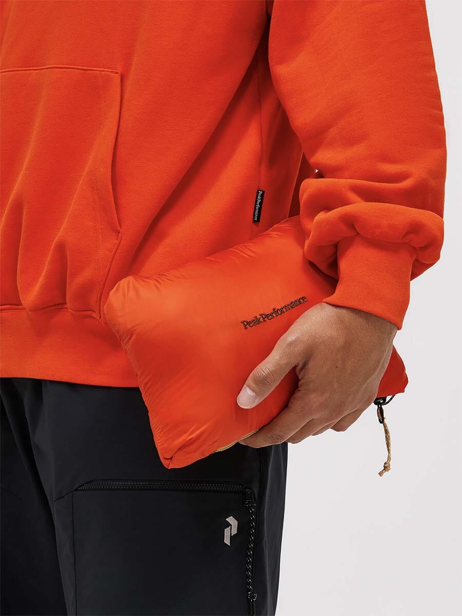 26 Peak Performance - Men's Helium Utility Down Hood Jacket Unclassified Peak Performance 