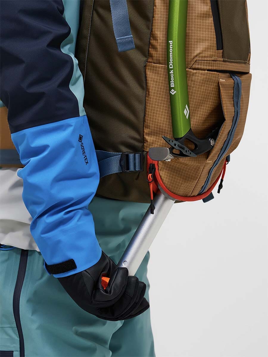 26 Peak Performance - Vertical Ski Backpack 25L Unclassified Peak Performance 