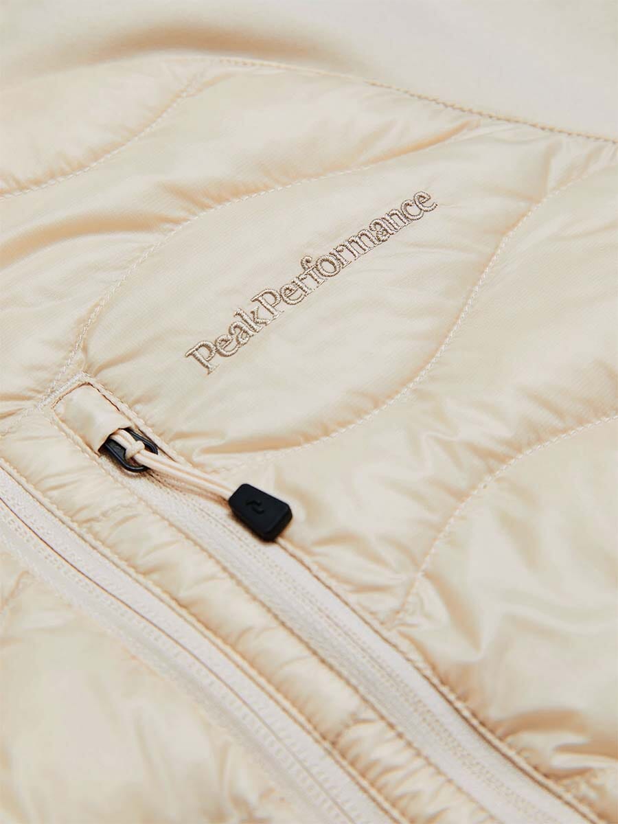 26 Peak Performance - Women's Helium Down Hybrid Hood Jacket Unclassified Peak Performance 