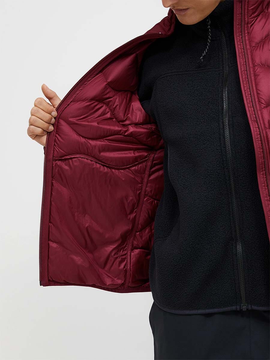 26 Peak Performance - Women's Helium Down Jacket Unclassified Peak Performance 