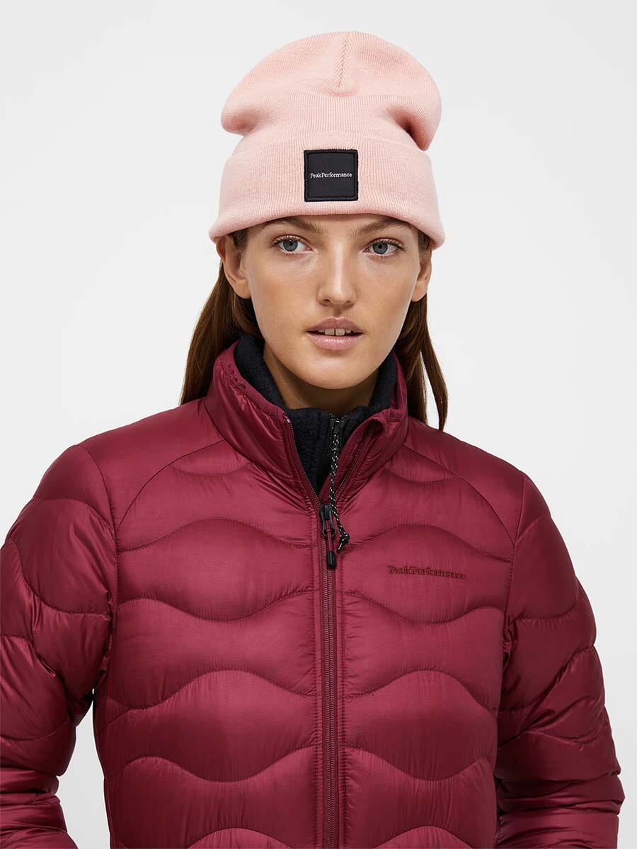26 Peak Performance - Women's Helium Down Jacket Unclassified Peak Performance 
