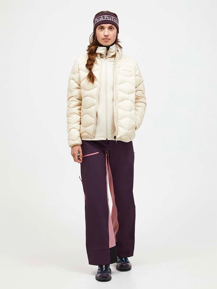 26 Peak Performance - Women's Helium Down Jacket Unclassified Peak Performance 