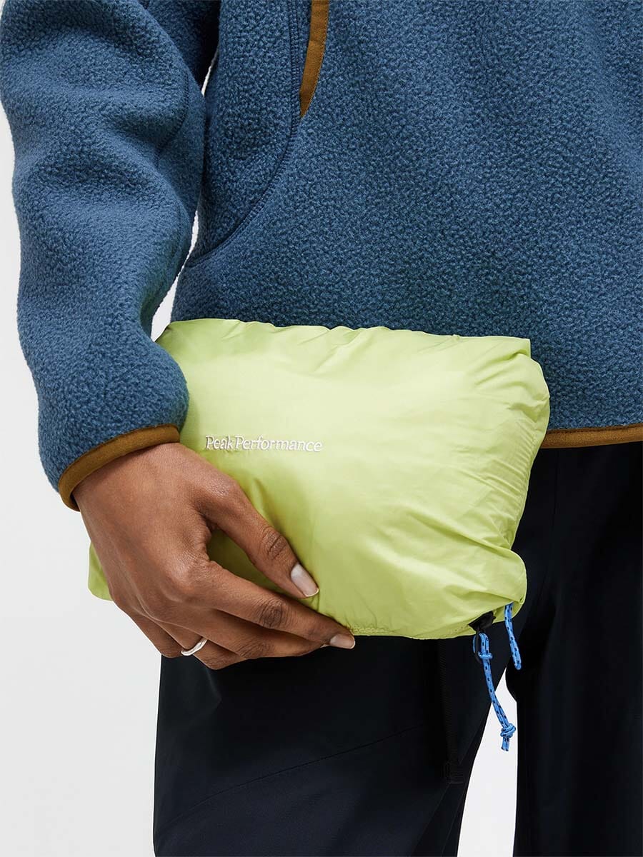 26 Peak Performance - Women's Helium Utility Down Vest Unclassified Peak Performance 