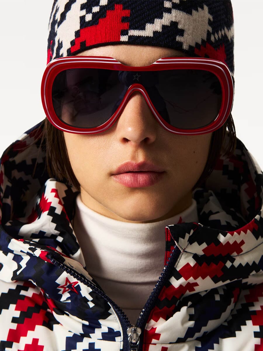 26 Perfect Moment - Freestyle Unclassified Perfect Moment Red 