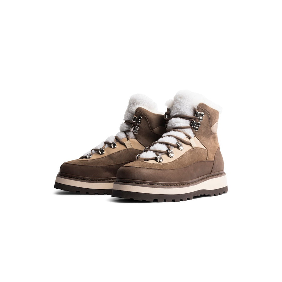 Mono x We Norwegians Tag Cap — Brown shearling hiking boot, side view