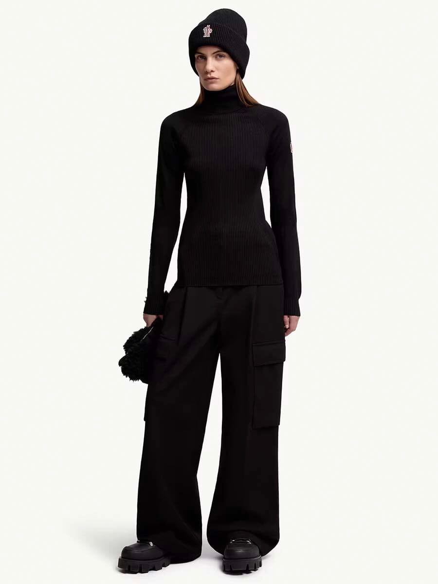 Moncler - Women's Wool Blend Turtleneck Sweater Unclassified Moncler 