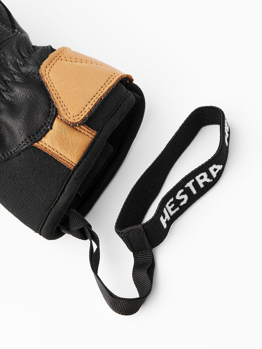 Hestra Women's Fall Line 5-Finger ski glove detail